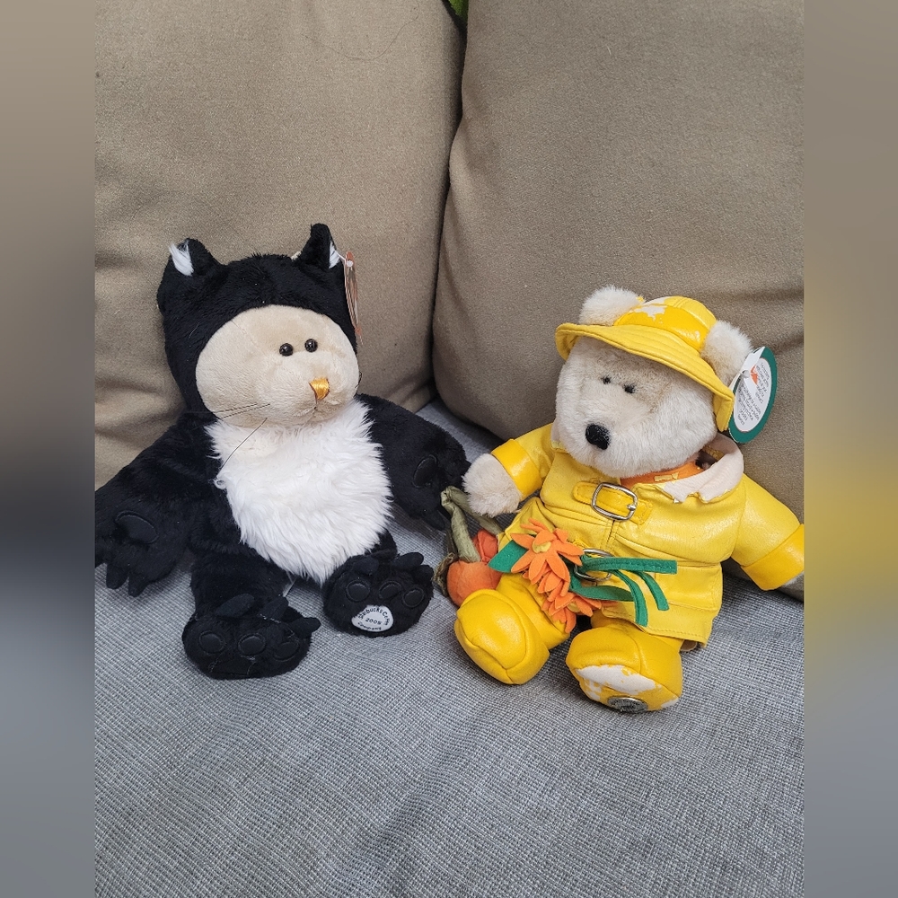 STARBUCKS HALLOWEEN 2005 / SPRING BEAR RAIN COAT 2002 BEARISTA